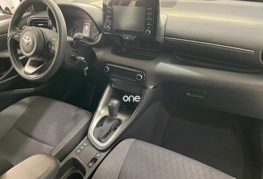 TOYOTA Yaris 2022