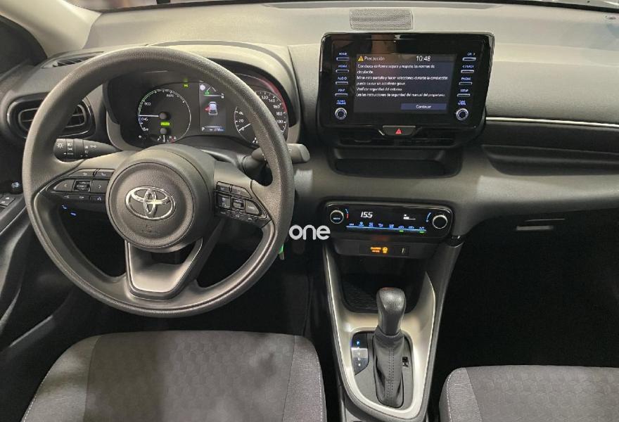 TOYOTA Yaris 2022