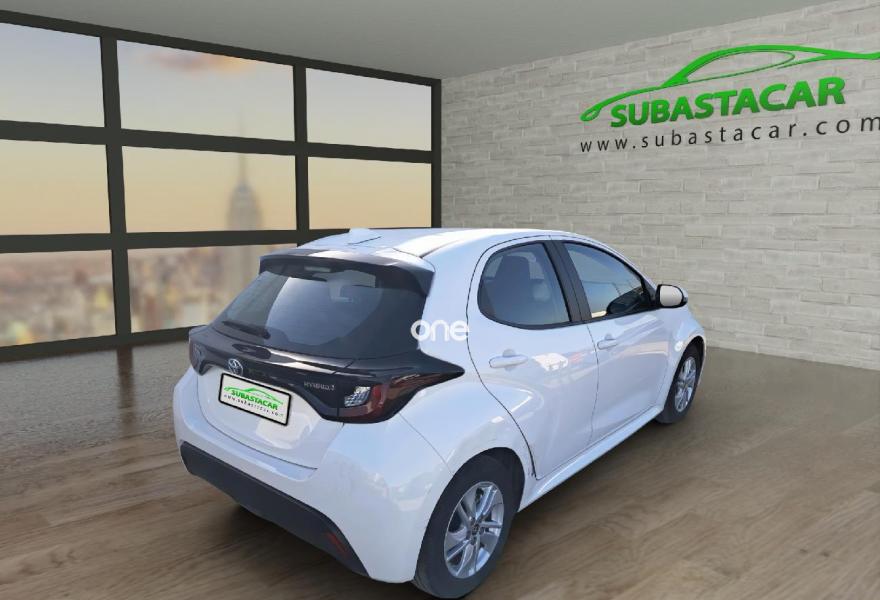 TOYOTA Yaris 2022
