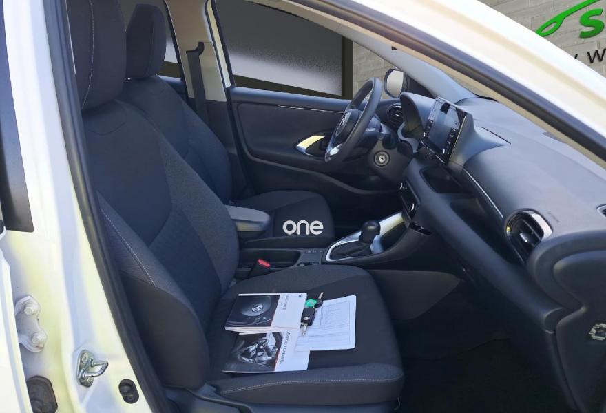 TOYOTA Yaris 2022