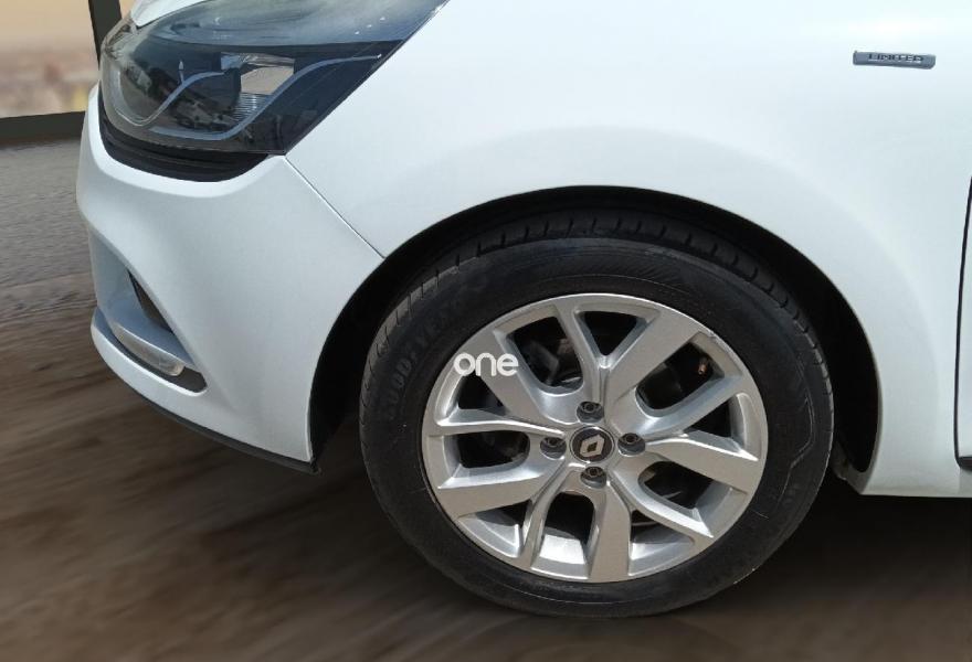 RENAULT Clio 2018