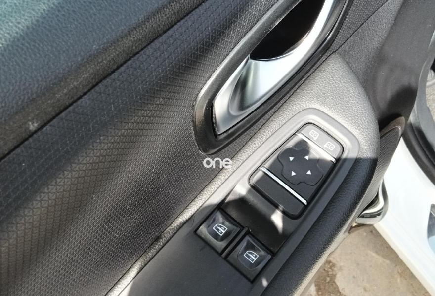 RENAULT Clio 2018