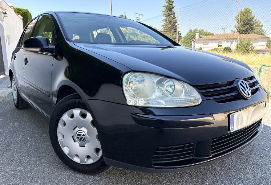 VOLKSWAGEN Golf 2006