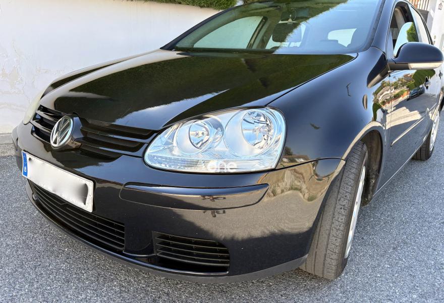 VOLKSWAGEN Golf 2006