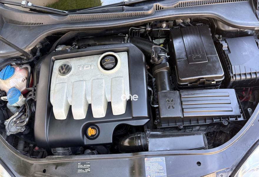 VOLKSWAGEN Golf 2006