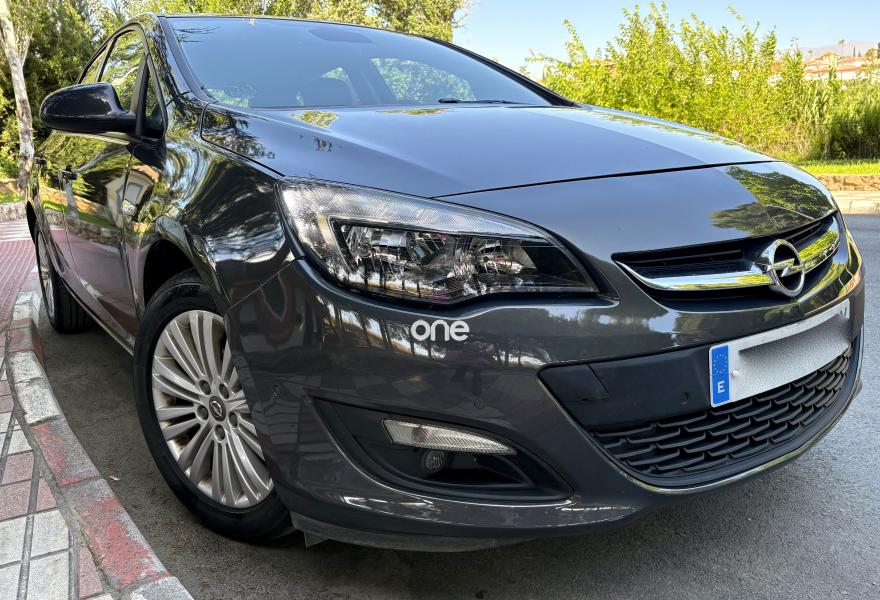 OPEL Astra 2015