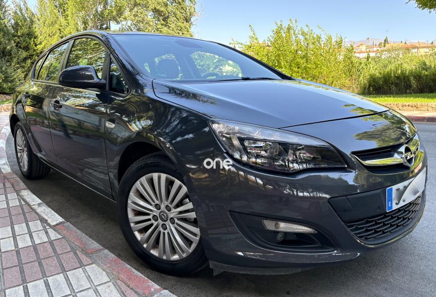 OPEL Astra 2015