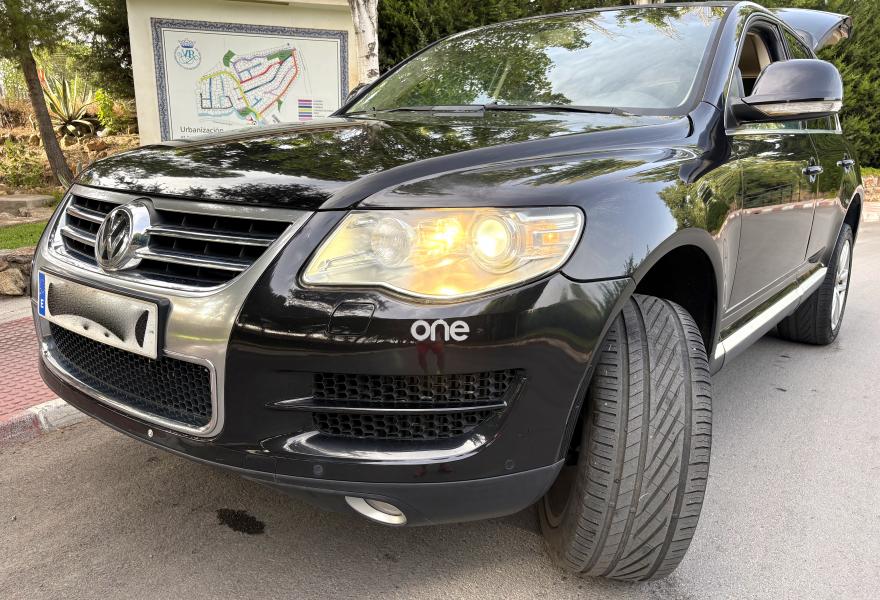 VOLKSWAGEN Touareg 2009