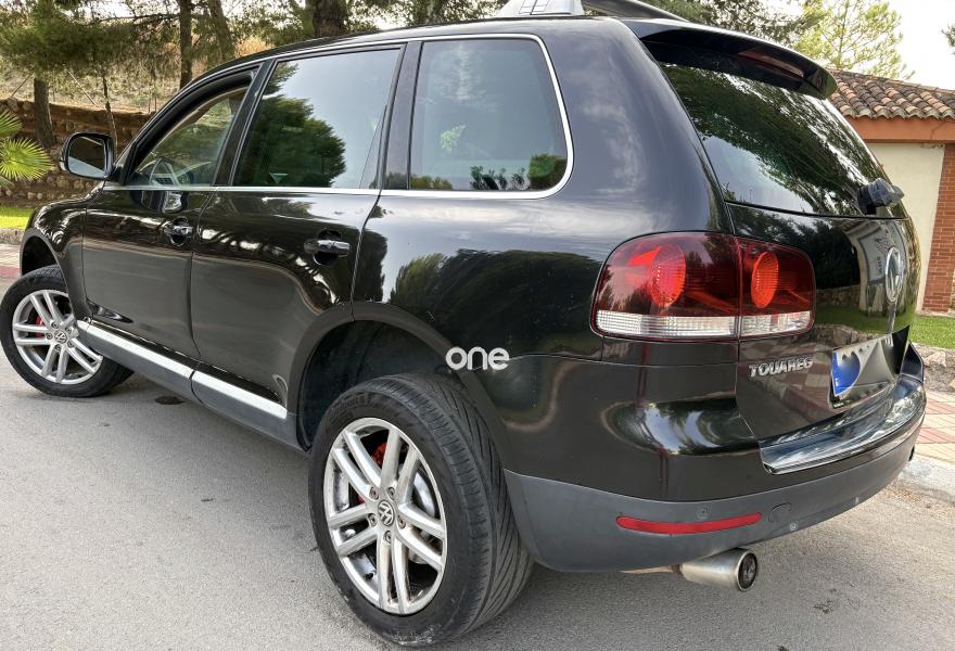 VOLKSWAGEN Touareg 2009