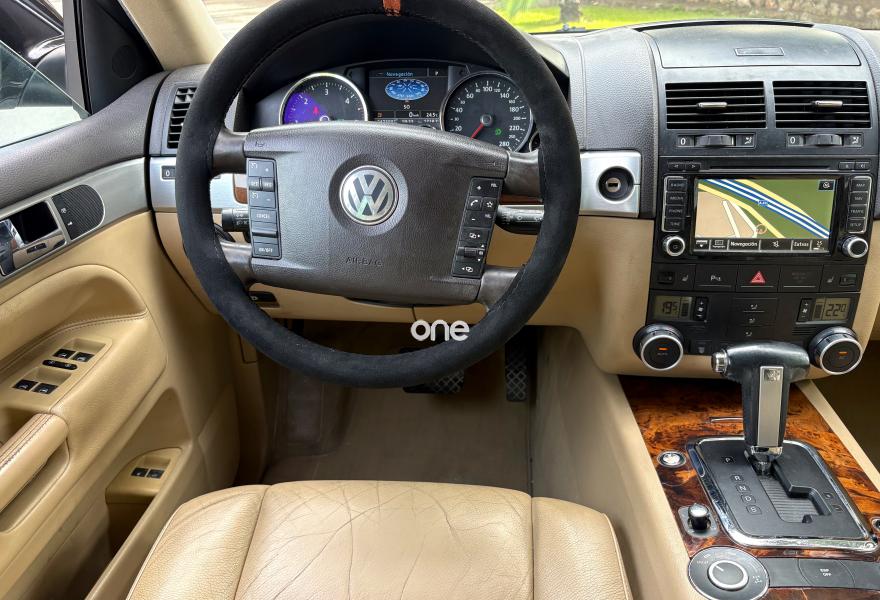 VOLKSWAGEN Touareg 2009