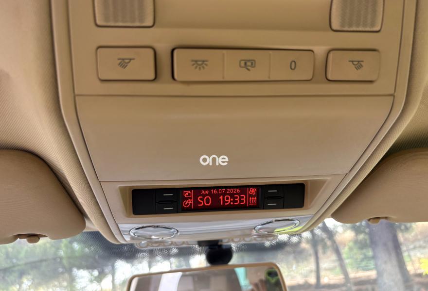 VOLKSWAGEN Touareg 2009