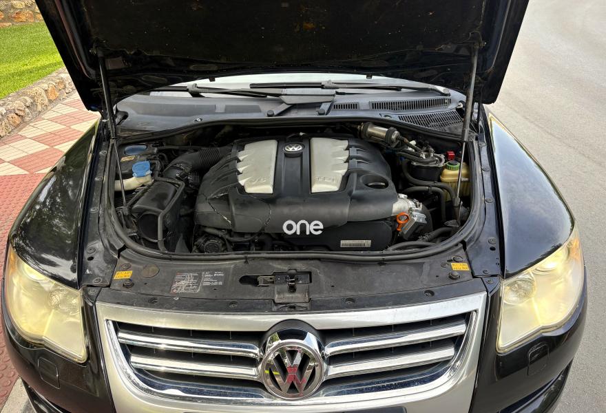 VOLKSWAGEN Touareg 2009