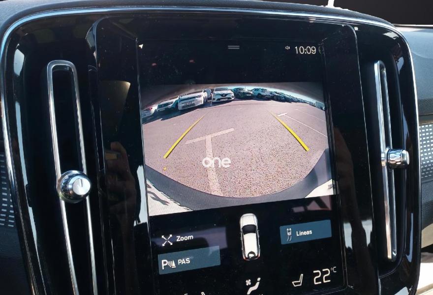 VOLVO XC40 2021