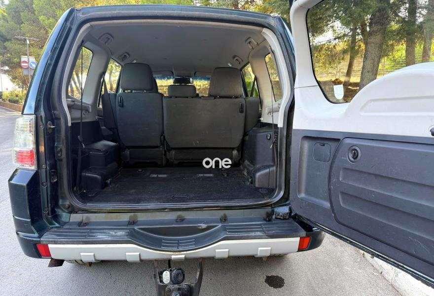 MITSUBISHI Montero 2011