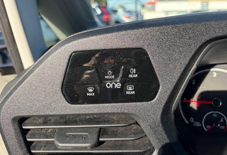 VOLKSWAGEN Caddy 2023