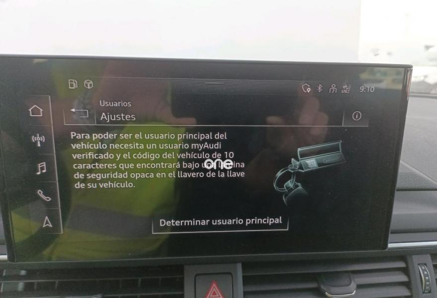 AUDI A4 2022