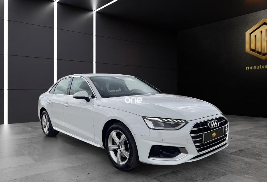 AUDI A4 2022