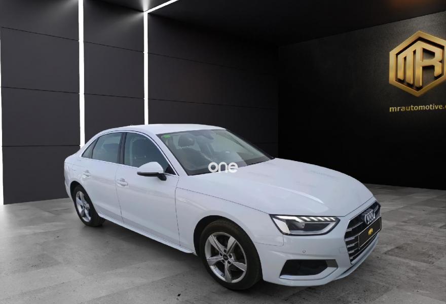 AUDI A4 2022