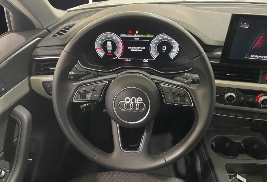 AUDI A4 2022
