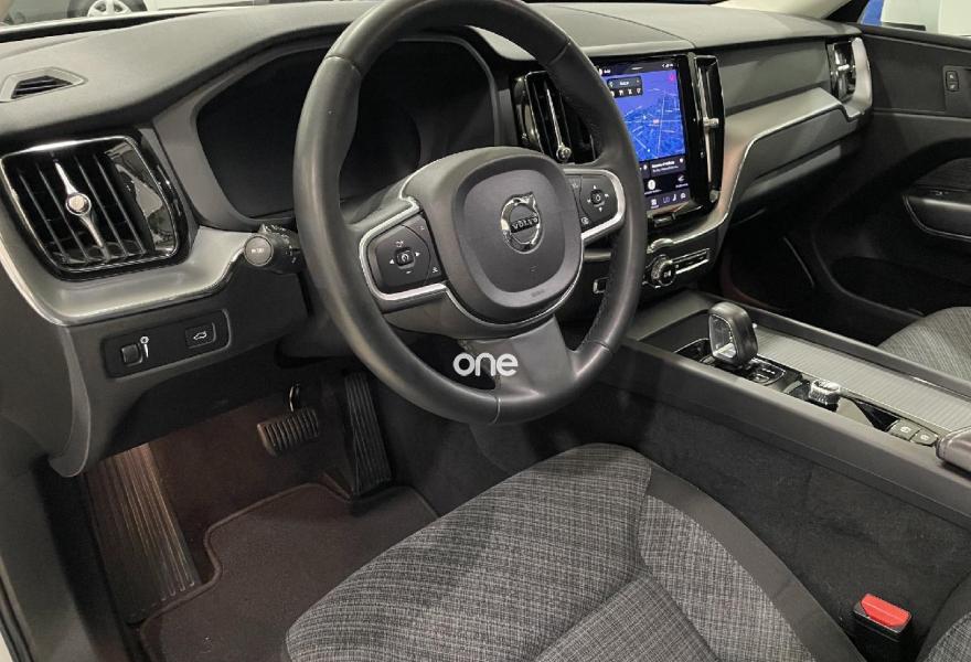 VOLVO XC60 2021