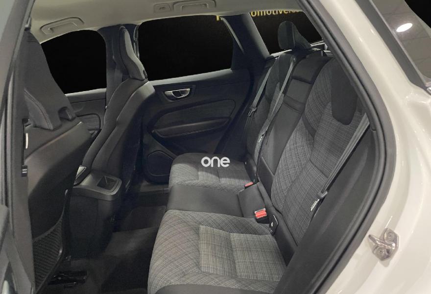 VOLVO XC60 2021