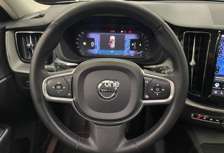 VOLVO XC60 2021