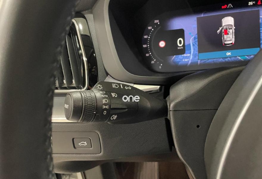 VOLVO XC60 2021