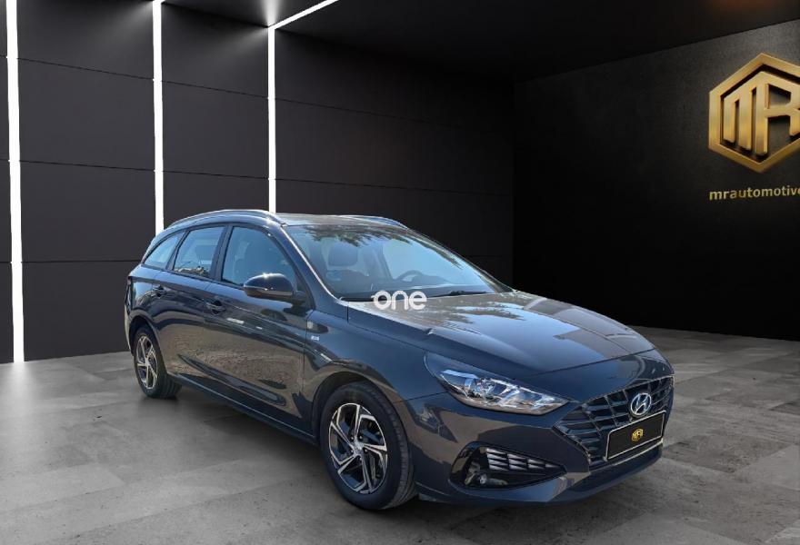 HYUNDAI i30 2022