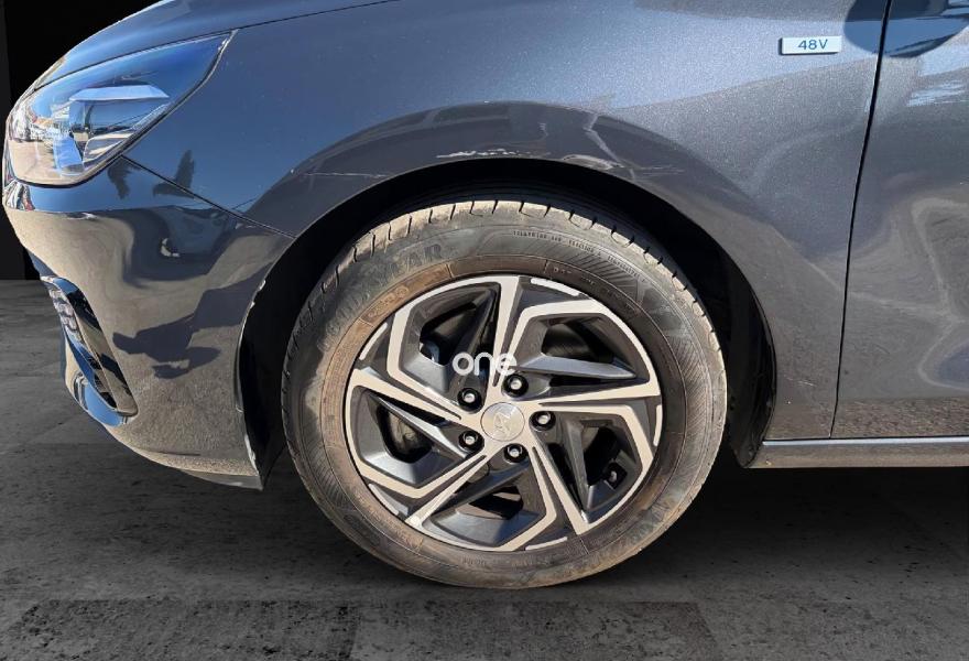 HYUNDAI i30 2022