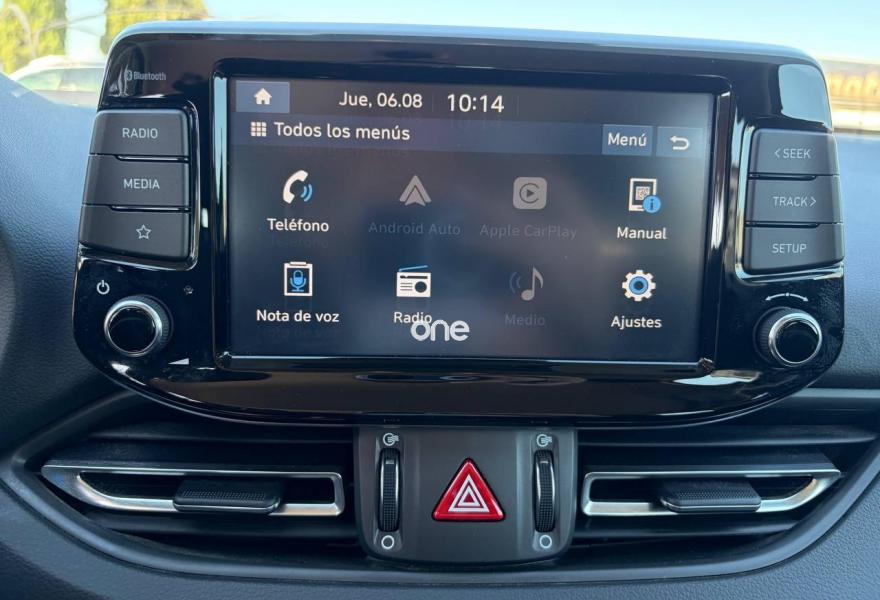 HYUNDAI i30 2022