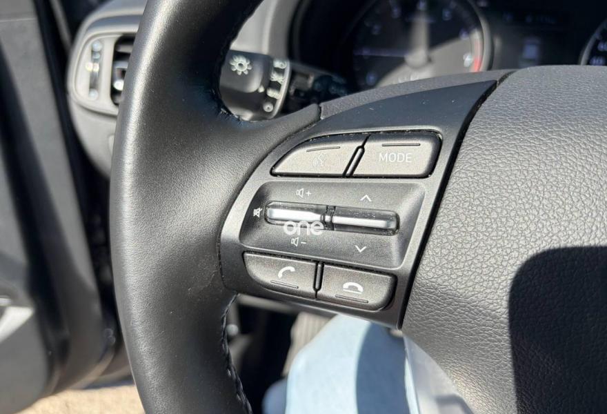 HYUNDAI i30 2022