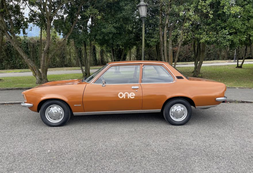 OPEL Rekord 1974