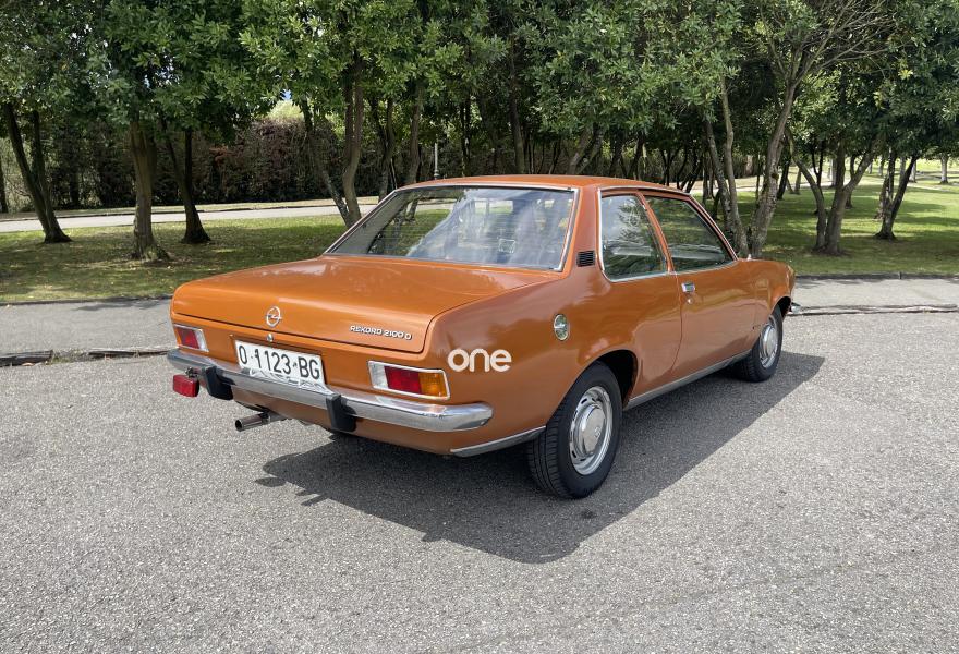 OPEL Rekord 1974