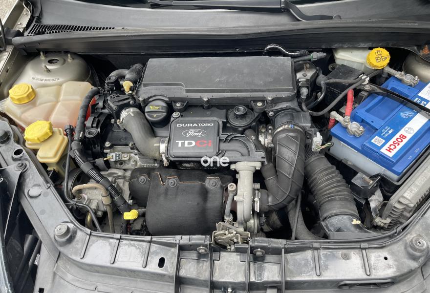 FORD Fiesta 2004