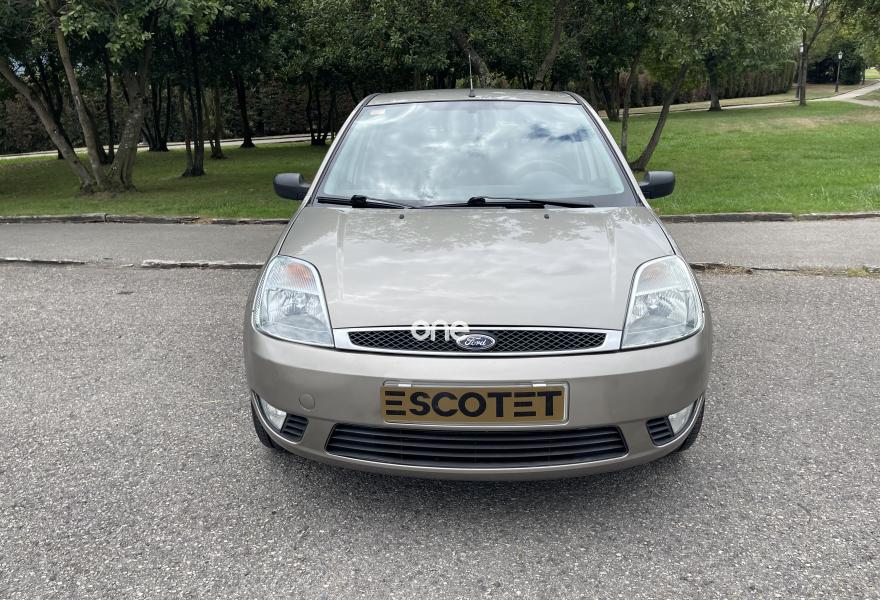 FORD Fiesta 2004