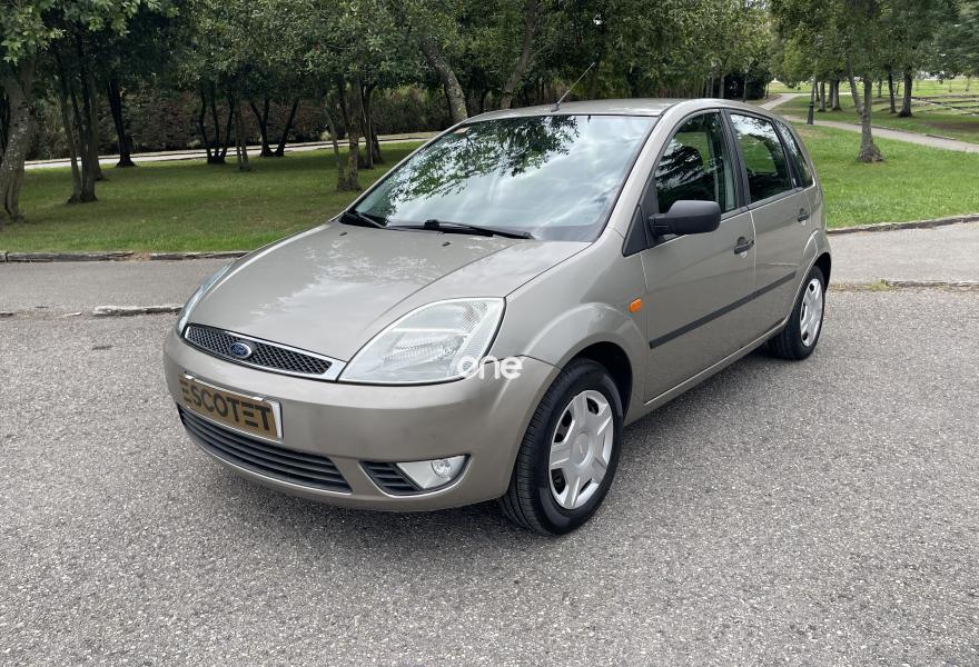 FORD Fiesta 2004