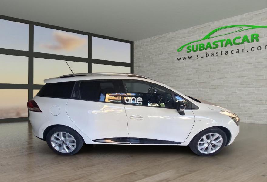 RENAULT Clio 2018