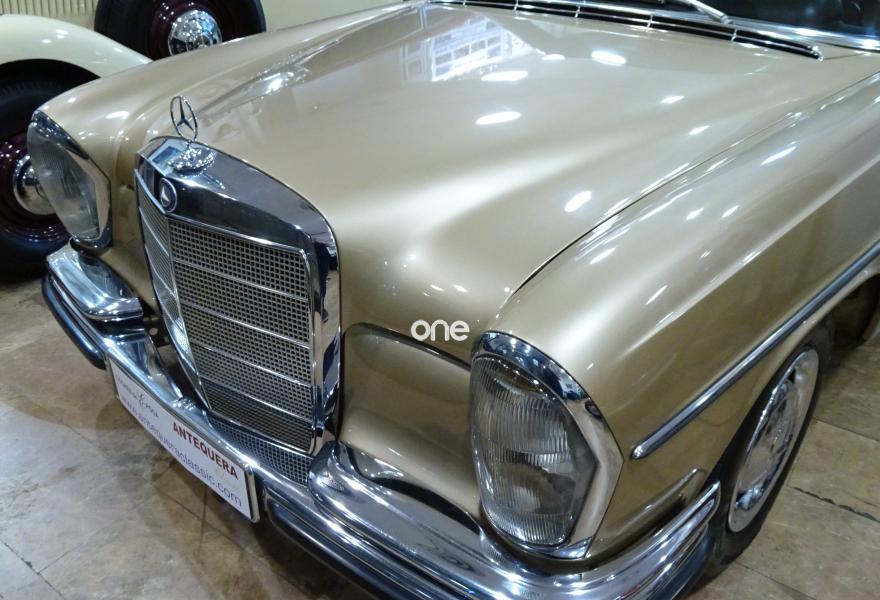 MERCEDES 250 1967
