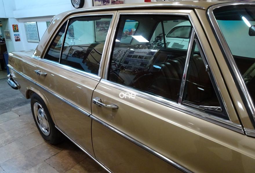 MERCEDES 250 1967