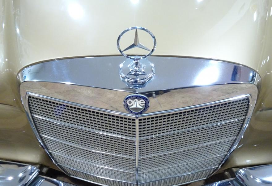 MERCEDES 250 1967