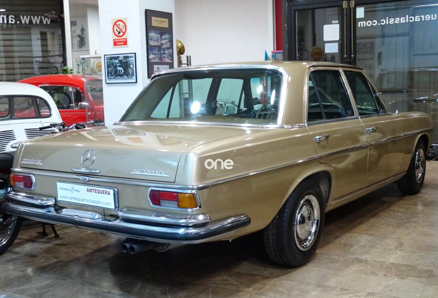 MERCEDES 250 1967