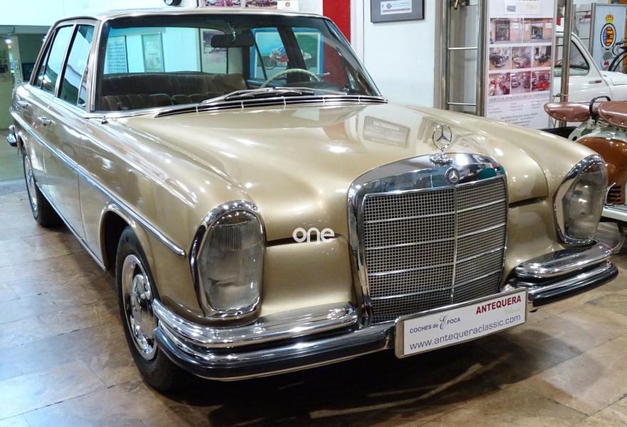 MERCEDES 250 1967