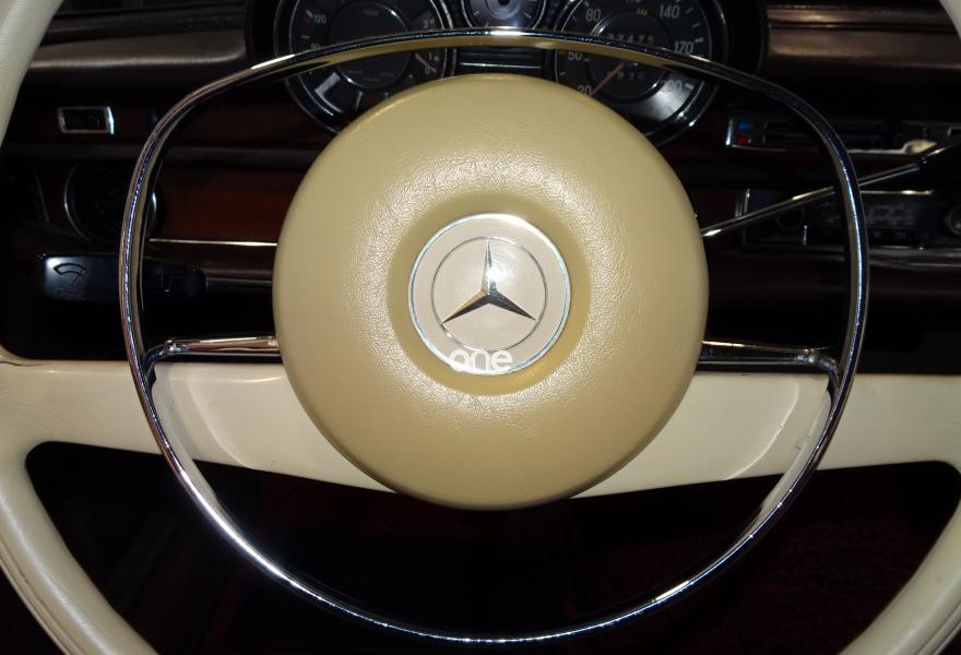 MERCEDES 250 1967