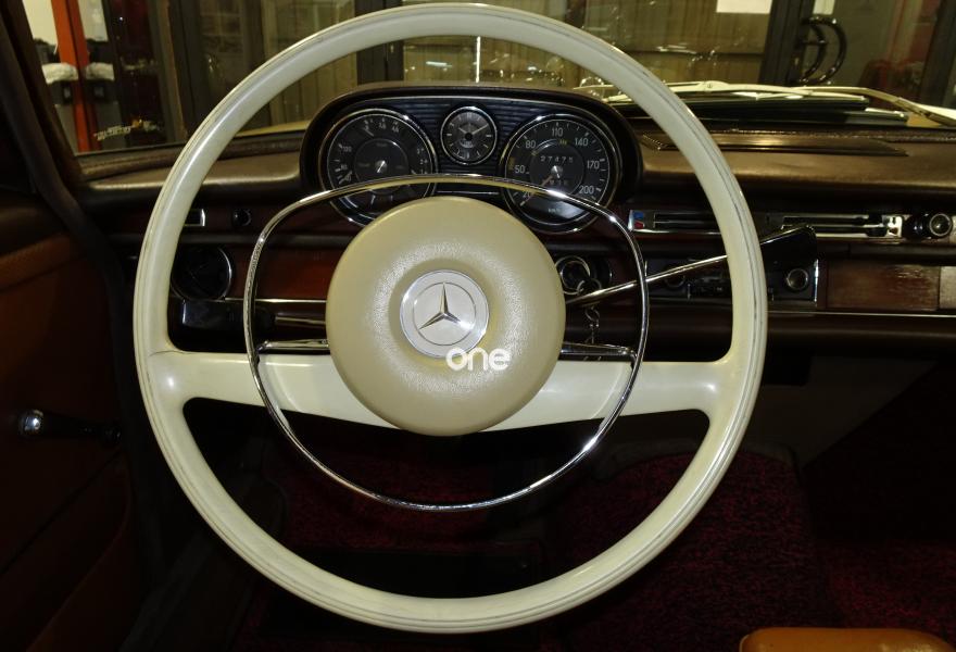MERCEDES 250 1967