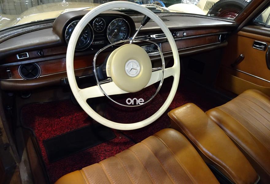 MERCEDES 250 1967