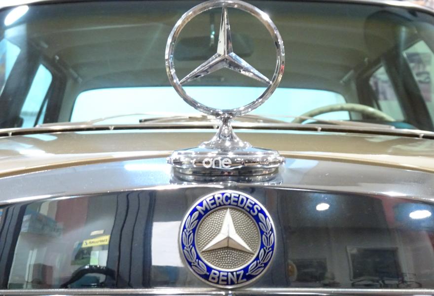 MERCEDES 250 1967