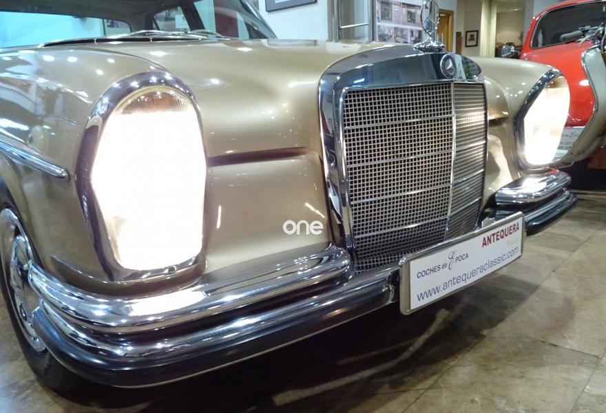MERCEDES 250 1967