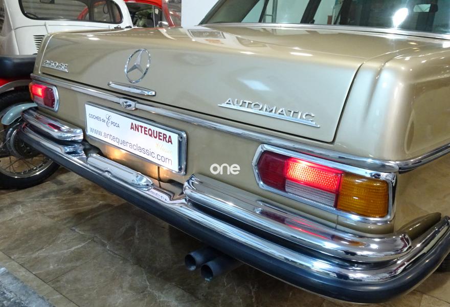 MERCEDES 250 1967