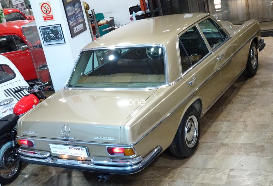 MERCEDES 250 1967