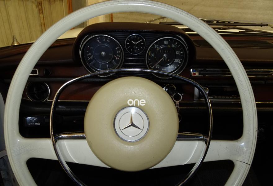 MERCEDES 280 1969